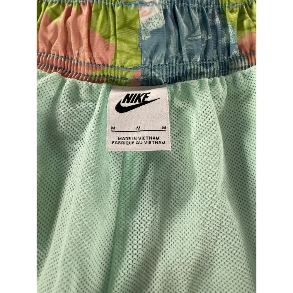 Nike Sportswear Mens Tropical Floral Swim Shorts Blue Pink HV4610-353 Size M